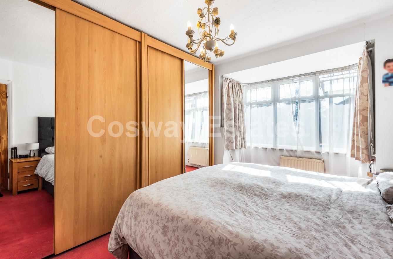 Stanway Gardens, Edgware
